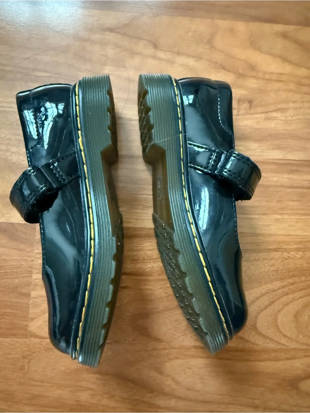 Dr. Martens Girls Black Patent Mary Jane Strap Shoes